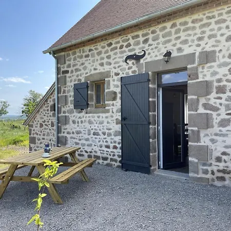 Casa de Campo à La Ferme Avec Confort, Proche De Bourbon-l'archambault, Idéal Pour Randos Et Curistes - Fr-1-489-432 Ygrande