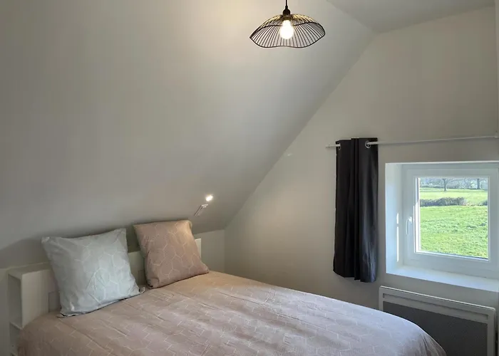 A La Ferme Avec Confort, Proche De Bourbon-l'archambault, Ideal Pour Randos Et Curistes - Fr-1-489-432 בית נופש