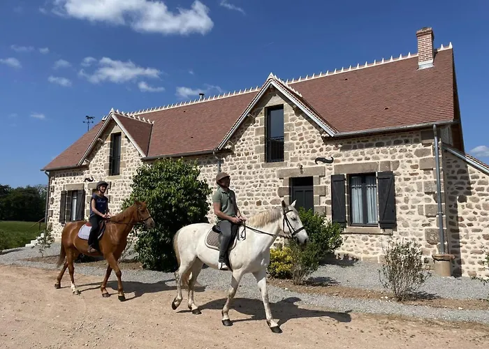 בית נופש A La Ferme Avec Confort, Proche De Bourbon-l'archambault, Ideal Pour Randos Et Curistes - Fr-1-489-432
